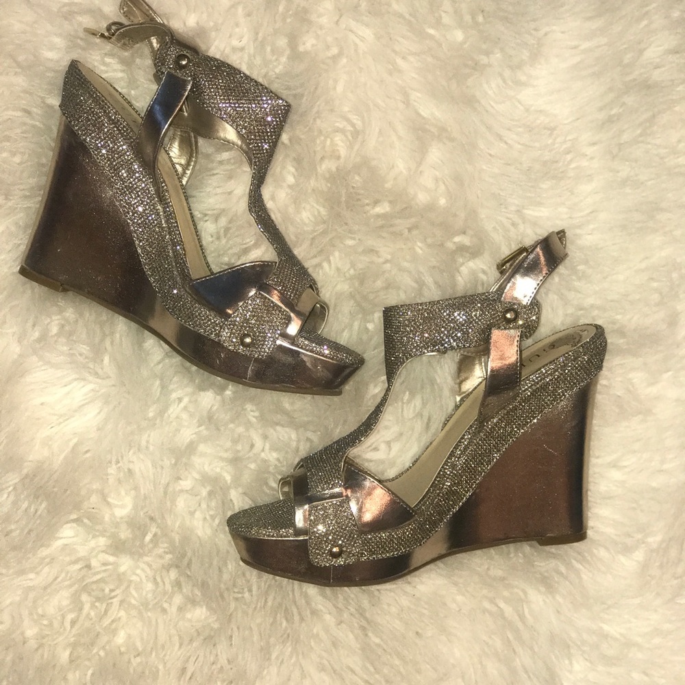 Guess Champagne Wedges